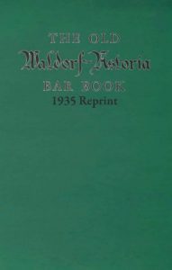 Baixar The Old Waldorf Astoria Bar Book 1935 Reprint (English Edition) pdf, epub, eBook