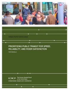 Baixar Prioritizing Public Transit for Speed, Reliability, and Rider Satisfaction (Urban and Regional Policy Papers) (English Edition) pdf, epub, eBook
