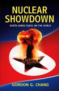 Baixar Nuclear Showdown: North Korea Takes On the World pdf, epub, eBook