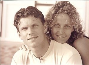 Baixar La Ragazza del calciatore: La vera storia di un brasiliano innamorato dell’Italia (Italian Edition) pdf, epub, eBook